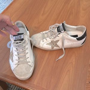 GOLDEN GOOSE LOW STAR so cute- excellent condition. Size 36